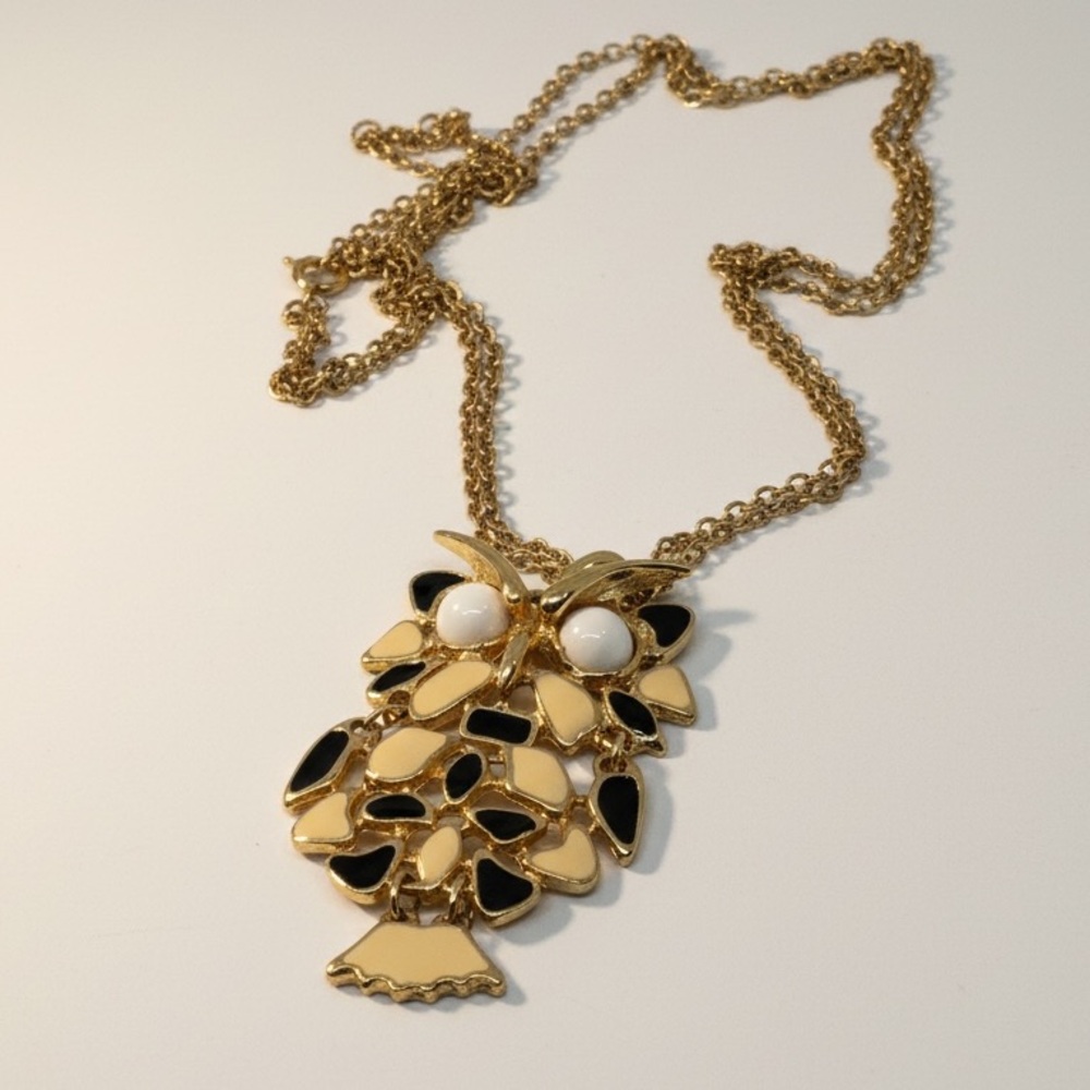 Vintage Articulated Enameled Owl Pendant Necklace
